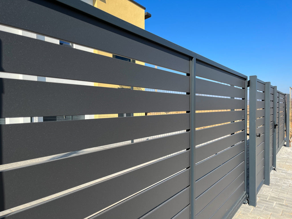 Aluminum Fencing 96"Wx42½"H image 2